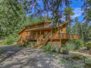 Salmon River Chalet - Meredith Lodging
